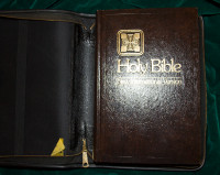 Holy Bible in Modern Language