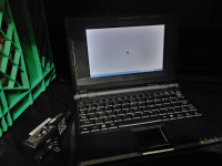 Asus 701 eee pc 7 inch laptop netbook