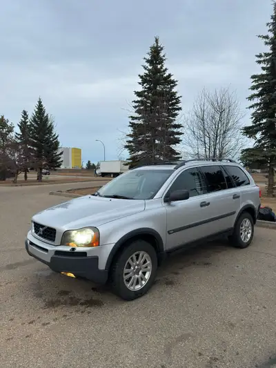 Volvo XC90 2005 2.5 turbo AT All Wheels Drive Body mileage 390000 Engine mileage 170000 it was swapp...