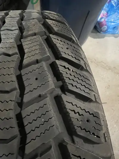 Used only one season Saliun Icebreaker. Fits 6 bolt Tacoma, GMC, Chevrolet trucks.