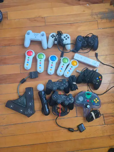 Lot 15 x Video Game Controllers XBOX Sony PS2 Nintendo Wii N64, View more