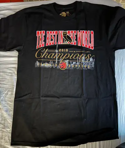 Size medium Only worn once Pick up in Mississauga