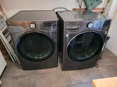 Ensemble de 4 Électros (Laveuse+Sécheuse+Frigo+Four), View more