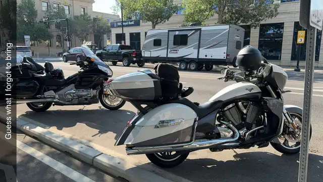 2015 Victory Motorcycle Cross Country Touring in Touring in Edmonton - Image 8