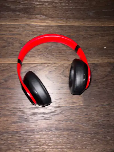 Beats Studio 3 Red/Black Used, View more