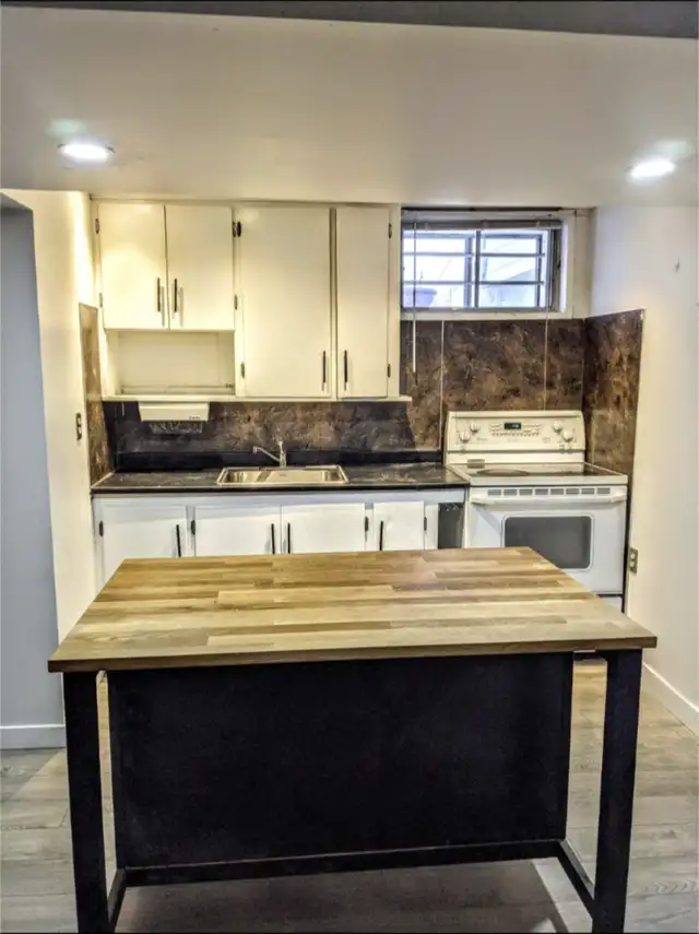 2 bedroom basement suite for rent near Westbrook mall and LRT
