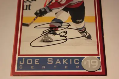 Joe Sakic Colorado Avalanche Hand Signed 4 x 6” \VIEW OTHER ADS_, View more