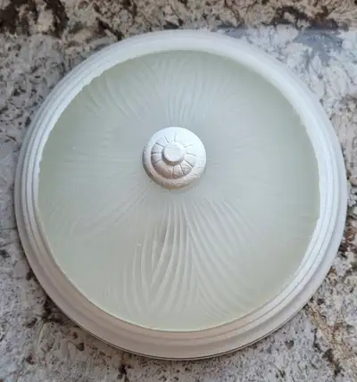 Plafonnier à 2 lumières vitre et metal blanc  Ceiling fixture, View more