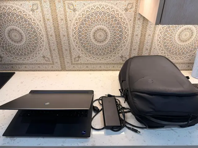 FLAGSHIP ALIENWARE m18 R2 — RTX 4090 / i9-14900HX / 64GB / 2TB ...