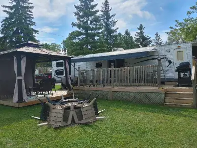 40' Salem Villa Estate Trailer with Golf Cart (2025 & 2026 Seasonal Fees INCLUDED!!) Parked at Hills...