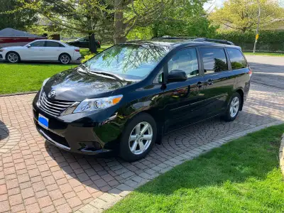 2014 AWD Toyota Sienna with Winter Tires