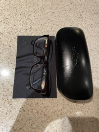 Coach eyeglasses with original case and lenses cloth