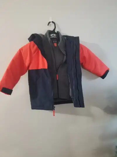 Like new Toddler Boys 3 In 1 Winter Jacket Warm  Size 4T -20°, View more
