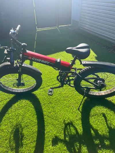 Cherry E-bike "Morello" (Folding), View more