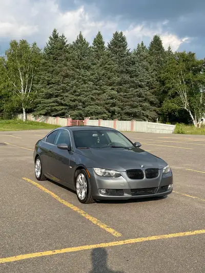BMW 328XI 2007 E92 Only 138,800km Engine and transmission no problem, use it as my daily Car is real...