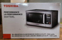 Toshiba Microwave  Brand New