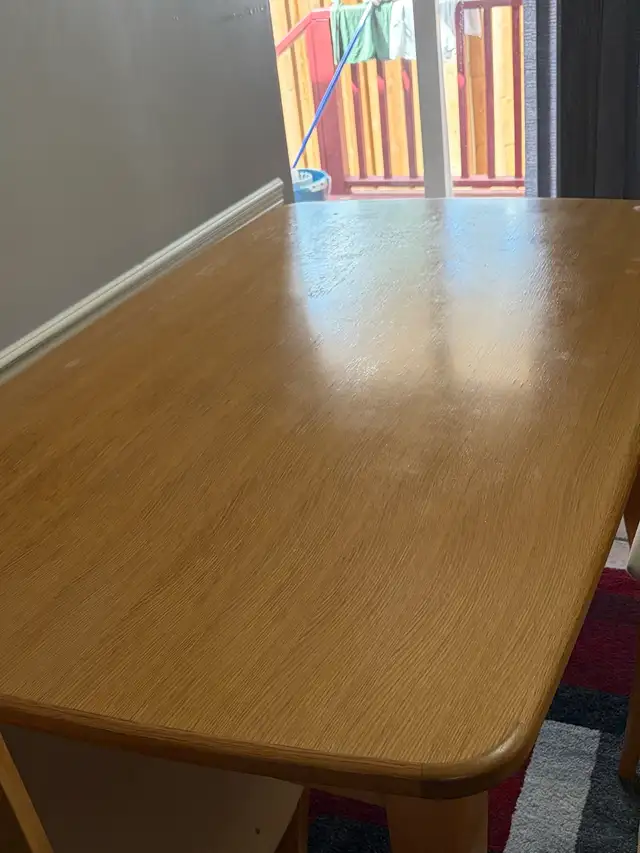 Wooden Dining Table Set in Dining Tables & Sets in City of Toronto - Image 4