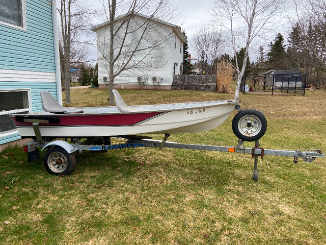 Boat, trailer and motor in Powerboats & Motorboats in Charlottetown - Image 2