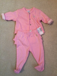 BABY GIFT -  2 piece reversible outfit - new with tags