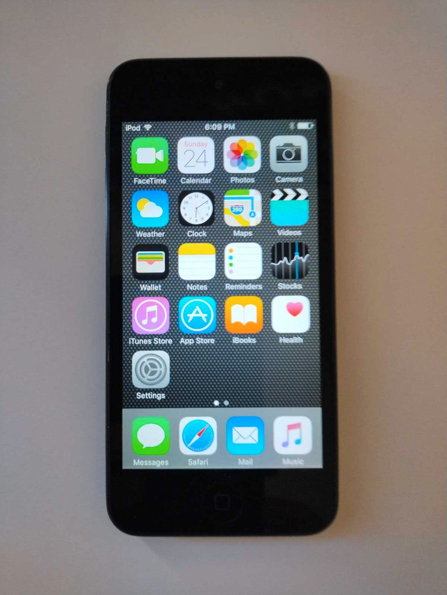 iPod Touch 5th Generation 32GB in iPods & MP3s in City of Toronto - Image 2