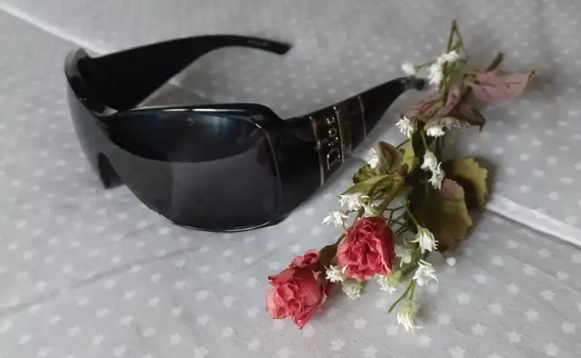Christian Dior, Stripes SZDJC 120 Optyl, Sunglasses in Other in Mississauga / Peel Region - Image 2