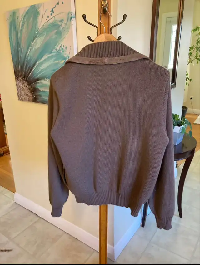 Vintage Grenadier Leather Knit Jacket in Men's in Kitchener / Waterloo - Image 4