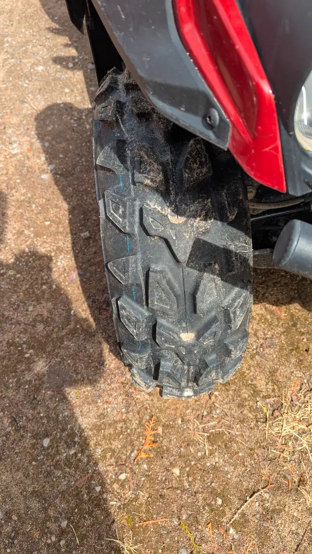 Outlander can am 570 xtmax in ATVs in Saguenay - Image 7