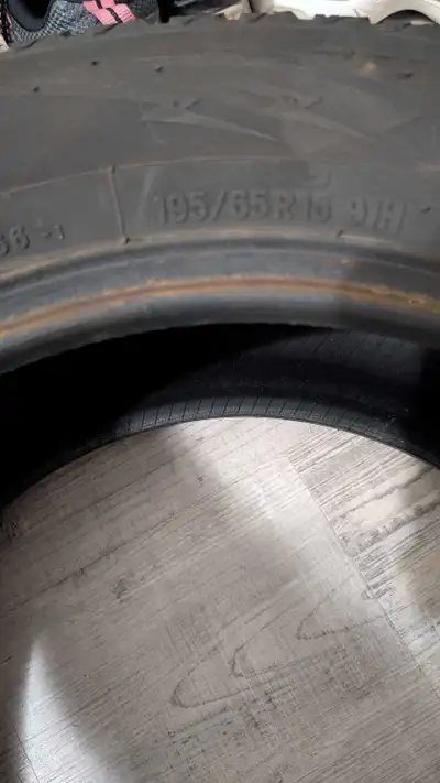 Have a set of Toyo winter tires in good condition 200$