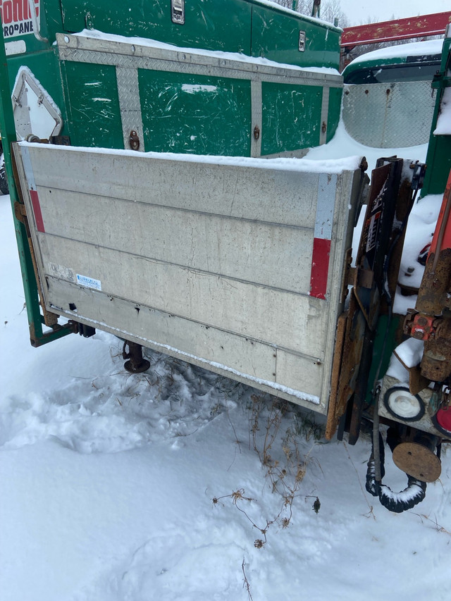 ford f450 dans Pièces et accessoires pour équipement lourd  à Victoriaville - Image 4