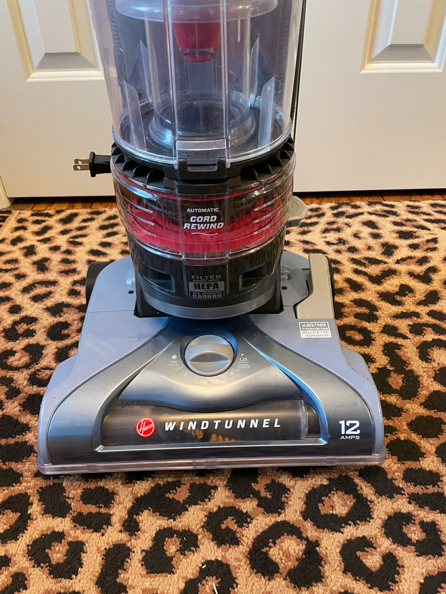 Hoover Windtunnel model UH70210. Bagless, surface select, hepa