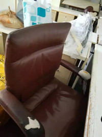 Nienkamper   leather executive chair