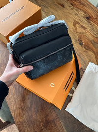 Louis Vuitton outdoor messenger bag