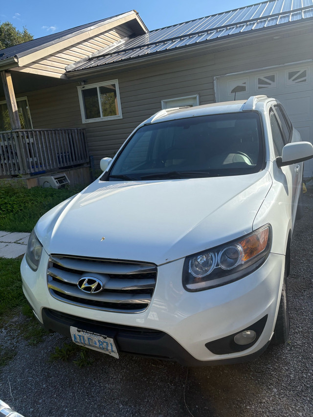 2012 Hyundai Santa Fe as is in Cars & Trucks in Peterborough