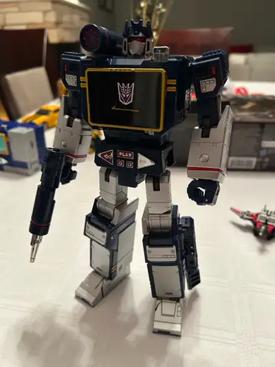 MP-13 Soundwave Transformers Masterpiece Genuine, View more