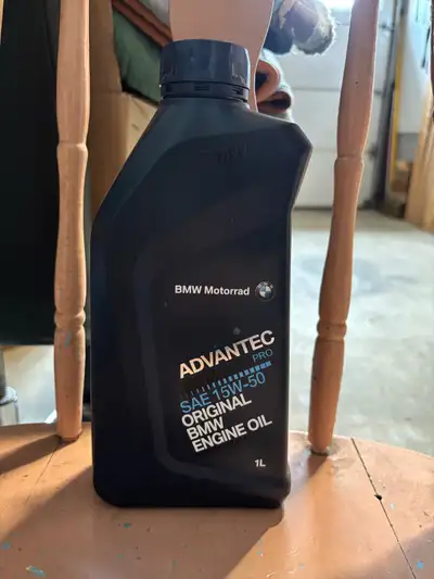 I'm selling a brand new, unopened 1L bottle of BMW Motorrad Advantec Pro SAE 15W-50 original BMW eng...