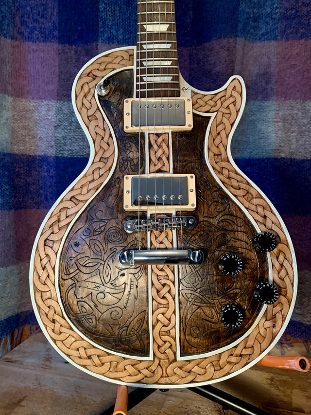 Gibson Viking Les Paul electric guitar  in Guitars in Comox / Courtenay / Cumberland - Image 3