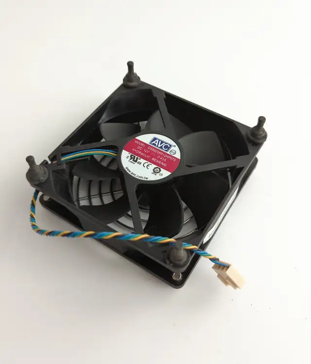 AVC 4pin Hydraulic PC Computer Fan DS09225R12HP075 92x92x25mm in System Components in City of Toronto - Image 5
