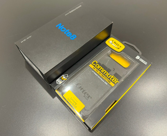 Samsung Note 8 64GB Black - UNLOCKED - 10/10 - FREE OTTERBOX in Cell Phones in Calgary - Image 4