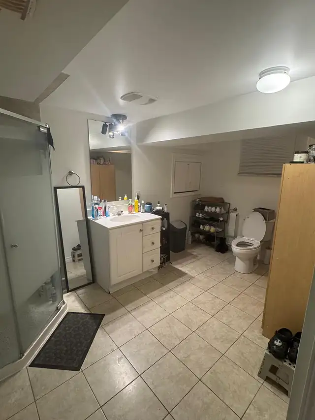 1 Bedroom Spacious Basement Apartment - Milton, Ontario in Long Term Rentals in Oakville / Halton Region - Image 7