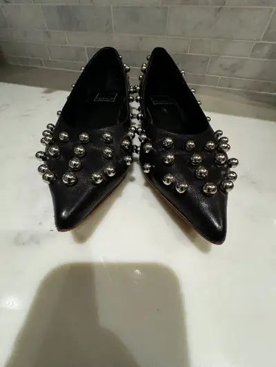 Women’s flat shoes, View more