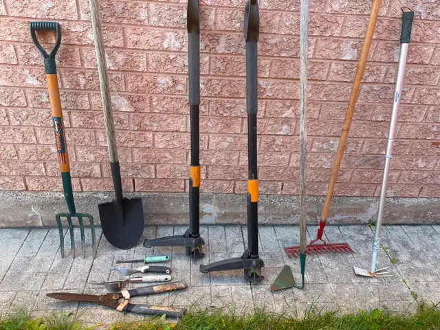 Garden Tool Set – Shovel, Fork, 2 Weed Pullers, Rakes,  Shears