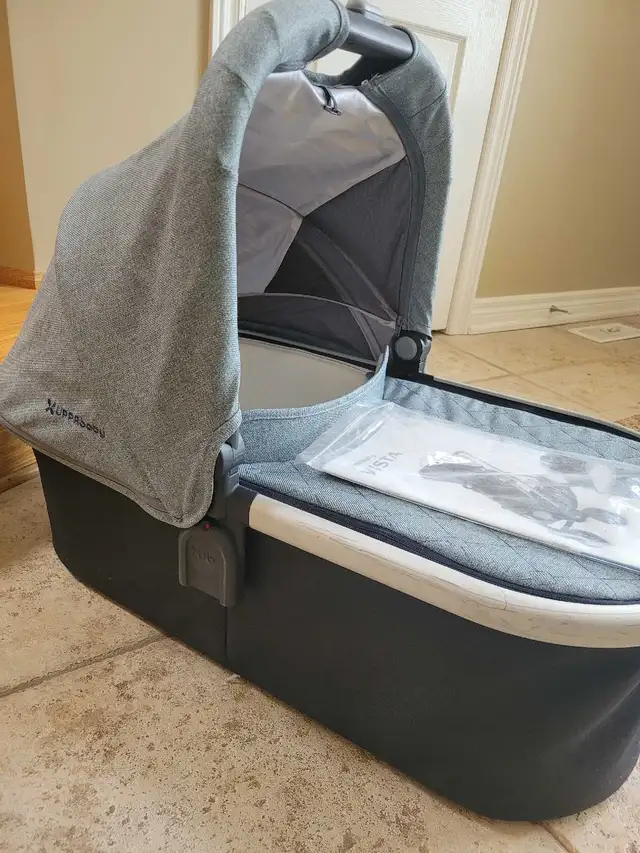 UPPAbaby Vista Stroller and attachments for double stroller in Strollers, Carriers & Car Seats in Oakville / Halton Region - Image 5