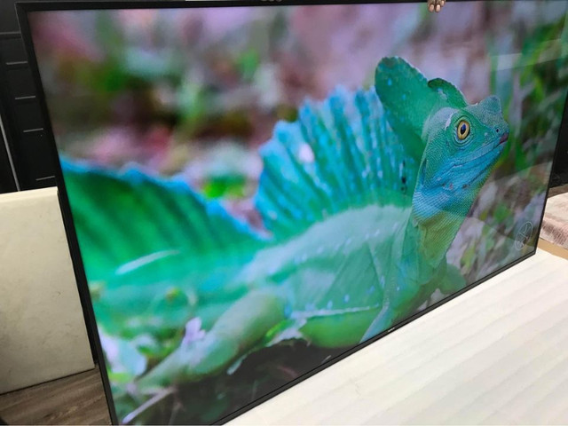 Android 4K Sony 65-INCH UHD HDR LED Smart TV KD65X750H in TVs in Mississauga / Peel Region - Image 3
