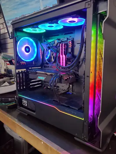 *Custom High End Business & Gaming Computers!! **www.pcwerx.ca**, View more