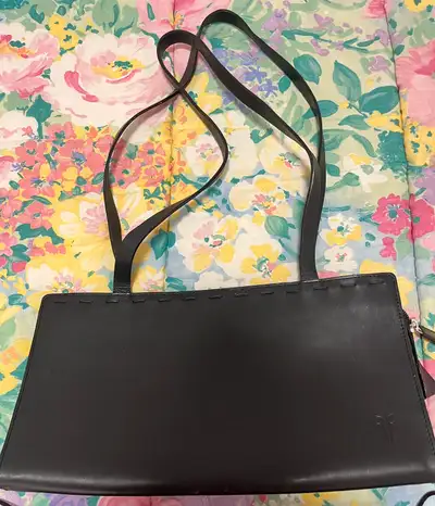 FINE LEATHER PURSE - $40 - MTL, View more