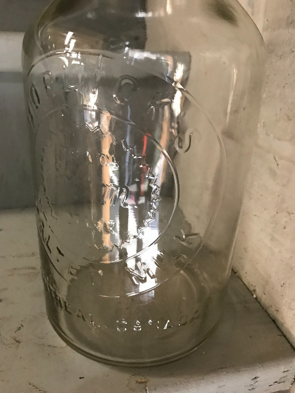 2 VINTAGE HORLICK'S MALTED MILK GLASS BOTTLES JARS in Arts & Collectibles in Mississauga / Peel Region - Image 2