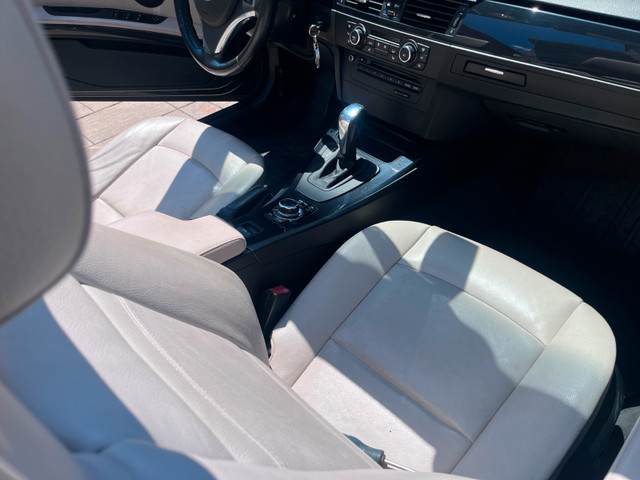 BMW 328i convertible 2013 (E93) dans Autos et camions  à Laval/Rive Nord - Image 4