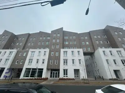 Apartment to sublet in Halifax from May 1 to August 27, 2025. 1 bedroom in a shared 3-bedroom apartm...