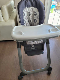 INGENUITY 4 IN 1 HIGH CHAIR