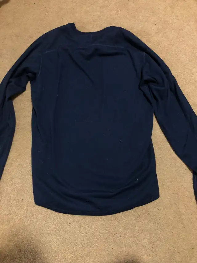 Patagonia men’s capilene in Men's in Calgary - Image 4
